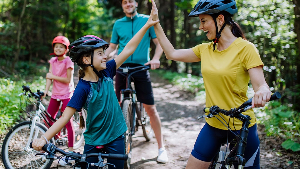 Active families improve adolescent physical and mental health