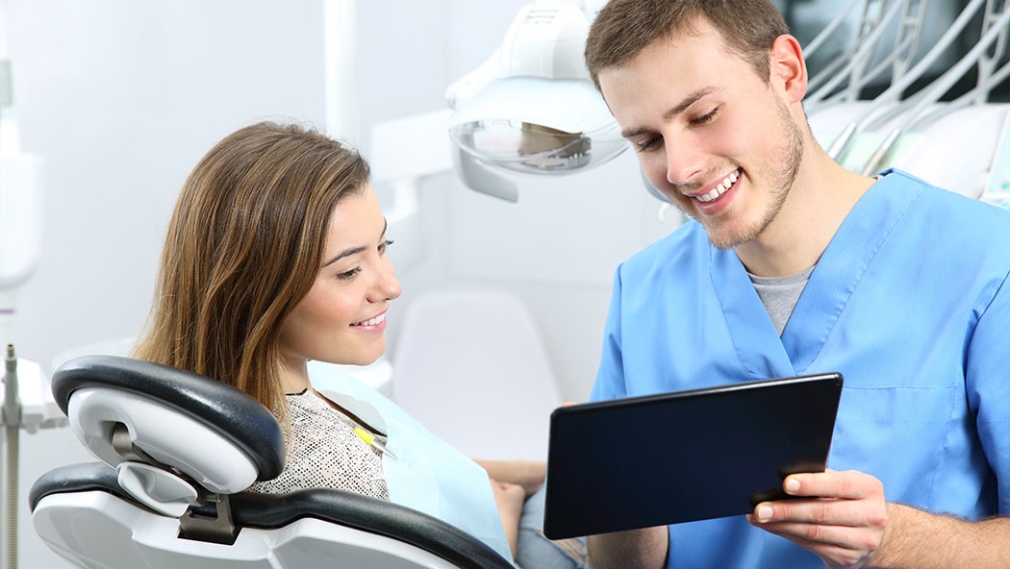 Oral health care in adolescence
